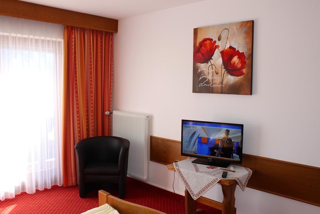Alpenmotel Saeuling Pinswang Dış mekan fotoğraf